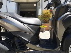YAMAHA Tricity 155 - 18