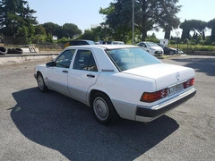 MERCEDES-BENZ 190 1.8 E - 3