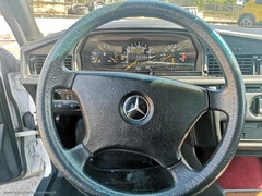 MERCEDES-BENZ 190 1.8 E - 6