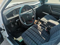 MERCEDES-BENZ 190 1.8 E - 14