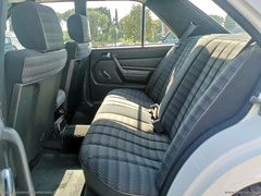 MERCEDES-BENZ 190 1.8 E - 18