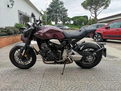 HONDA CB 1000 R - 10