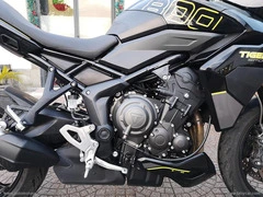 TRIUMPH Tiger Sport 800 - 16