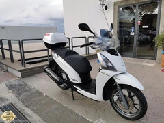 KYMCO People 300 GTI ABS - 2