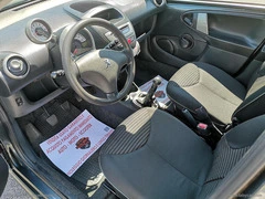 PEUGEOT 107 1.0 68 CV 5p. Desir - 18