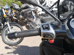 PIAGGIO MP3 300 YOURBAN - 8
