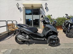 PIAGGIO MP3 300 YOURBAN - 15