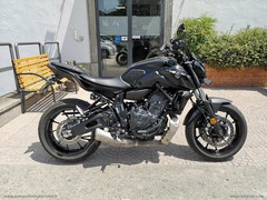 YAMAHA MT-07 - 15