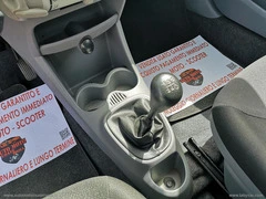 TOYOTA Aygo 1.0 VVT-i 5p. Sound - 13