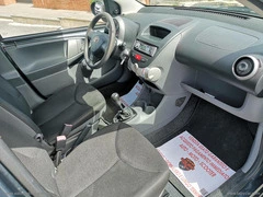 TOYOTA Aygo 1.0 VVT-i 5p. Sound - 28
