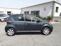 TOYOTA Aygo 1.0 VVT-i 5p. Sound - 35