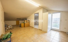 Porzione di bifamiliare con ingresso indipendente - 2