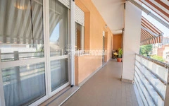 Luminoso quadrilocale con garage, zona Saline - 6