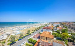 Splendido attico con terrazzo vista mare - 9