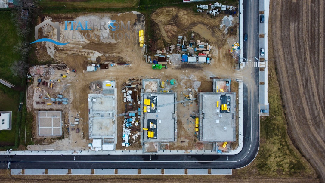 Materiale da Costruzione Sostenibile: Confronto Costi e Prestazioni